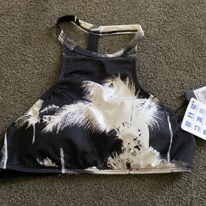 Billabong high neck bikini top NWT